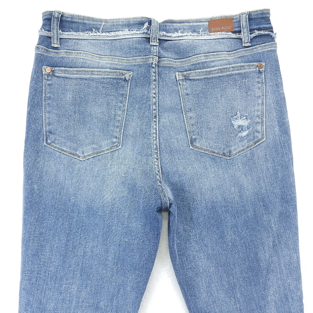 Judy Blue Jeans Size 15/32 Womens Slim Fit Skinny Medium Wash Blue Denim - Picture 1 of 10